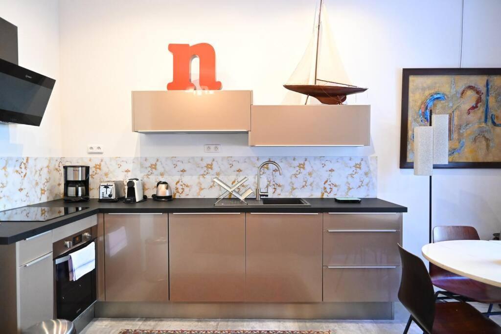 Le Bobo - Vieux-Port Apartment Marseille Luaran gambar